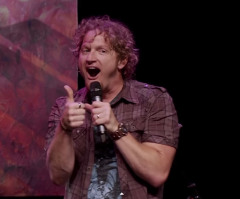 Christian Comedian Takes a Hysterical Look at the Sermon Series in Church (VIDEO)