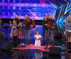 This Band of 12 Siblings Leaves the Crowd Cheering With Their 'Sound of Music' Audition on 'America's Got Talent' (VIDEO)
