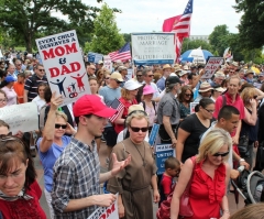 Huckabee: History Only Has One View of Marriage; 'Personal Passions' Behind Redefinition (Video Interview)