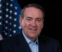 Mike Huckabee to Host International Tour for Evangelical Pastors From Early Primary States