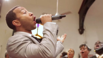 See What Happened When This Music Superstar Surprised a Church With a Classic Gospel Hymn (VIDEO)