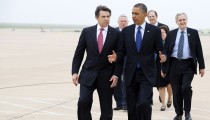 President Obama Agrees to Meet With Rick Perry, Faith Leaders on Border Crisis After Handshake Flap