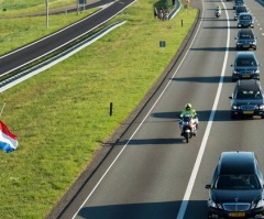 Grieving Dutch Mayor Wanted to Deport Putin's Daughter Over Sloppy Handling of MH17 Tragedy as Bodies Come Home