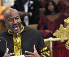 Prominent Philadelphia Preacher Who Criticized Obama for Failing the Black Community to Resign Amid Church Turmoil