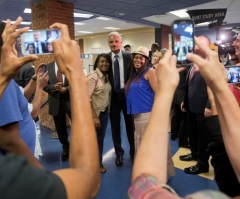 Eric Holder Arrives in Ferguson, Urges Healing and Supports 'Legitimate Demonstrators'