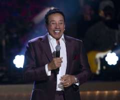 Smokey Robinson on God Freeing Him From Cocaine Addiction: 'I Walked in That Church an Addict, and I Came Out Free'