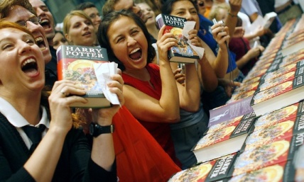 Harry Potter Book Series More Influential Than the Bible, According to Facebook