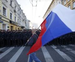 Thousands March in Moscow Against Russian Involvement in Ukraine, Ask Putin to 'Stop Lying'