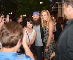 'Duck Dynasty' Stars Endorse 'The Song;' Attend Film's Premiere (PHOTOS)