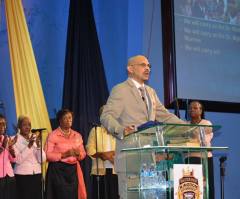 'Ruffneck Pastor' Dave Burrows Takes Reigns of Myles Munroe's Bahamas Faith Ministries; Vows to Continue Munroe's Vision