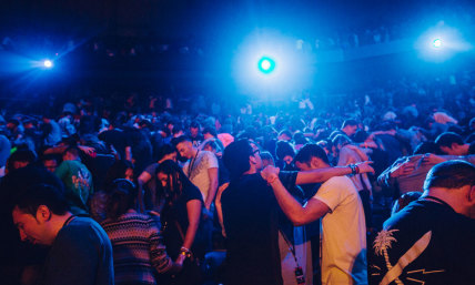 Passion 2015 Conference Opens to 20,000 Students in Atlanta; Giglio Emphasizes Finished Work of Christ