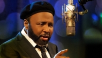 Andraé Crouch Laid to Rest; Gospel Music Stars Kirk Franklin, Erica Campbell to Gather in Mourning Tonight