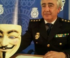 Anonymous Says ISIS Is Not Muslim, Hacks Hundreds of ISIS Accounts Online; Says 'We Are Muslims, We Are Christians'