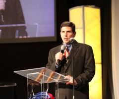 Alex McFarland's Apologetics Tour 'Stand Strong' Aims to Equip Young Christians With Biblical Wisdom to Defend Their Faith in Secular Culture