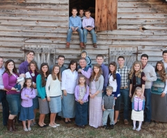 'Bringing Up Bates' Exclusive Clip and Family News (VIDEO)