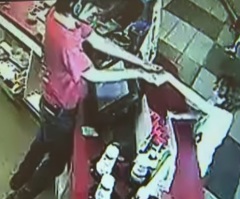 Selfless Cashier Gets A Surprise He Was Never Expecting – Thanks to His Act of Kindness!