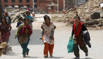 Nepal Quake: Over 3,700 Dead; Disaster Expert Fears 'Total Destruction' in Areas Near Epicenter