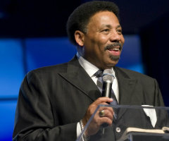 Tony Evans Says Black Families Were 'a Lot Stronger, a Lot More Unified and Made a Lot More Progress' During Slavery