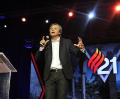 We've Got to 'Preach the Truth About Being Filled With the Holy Spirit' and Speaking in Tongues, Says Jentezen Franklin