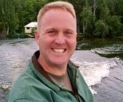 Married Pastor Commits Suicide After Admitting Affair With Church Member; He 'Loved God, Ronald Reagan and Captain America'