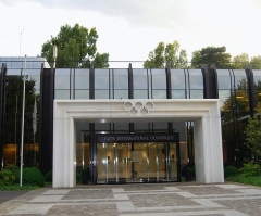 Olympic Committee Says It Will Not Revoke Jenner's 1976 Gold Medal, Despite Calls to Strip Caitlyn of Bruce's Win