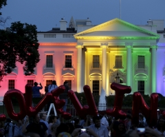 Franklin Graham Says God Might Strike the White House With Lightning After Obama's LGBT Rainbow Light Display