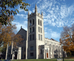 Two Christian Colleges Extend Employment Benefits to Same-Sex Spouses