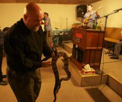 Kentucky Snake Handler Bit During Church Service Refuses Medical Treatment and Dies
