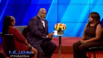 Singer Angie Stone Discusses Brutal Beat Down of Her Daughter on 'The T.D. Jakes Show'