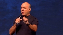 Harvest Crusade Anaheim: Evangelist Greg Laurie Warns Against the 'Unforgivable Sin'