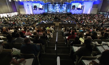 Saddleback Pastor Says Every Church Can Crawl, Walk, Run to Create Mental Illness Ministry