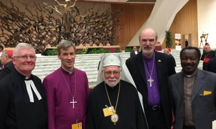 Inside the Vatican Synod on Family: Pope Francis Urges No Behind Closed Doors Discussion (Day 15)