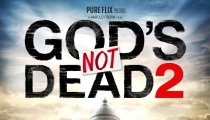 Mike Huckabee: 'God's Not Dead 2' Is a 'Wake-Up Call' for America (Exclusive)