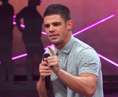 Pastor Steven Furtick on Tithing: 'It's the Most Spiritual Thing I Do'