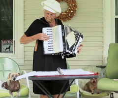 Watch This Adorable Puppy Dance to an Accordion