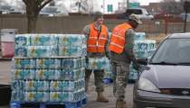 Bishop Marvin Sapp, Gospel Singers Rally Donations, Bottled Water for Flint, Michigan