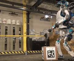 The Future Is Now! Robot Can Function Outdoor, Lift Objects