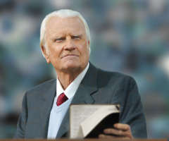 Billy Graham: People Hate Jesus Because Evil Exists in the World