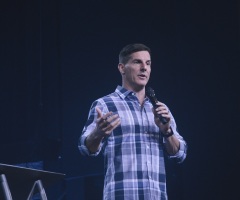 Life.Church Founder Craig Groeschel Warns of Multi-Site Churches Expanding Too Fast