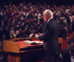 John MacArthur Claims Hispanic World Doesn't Know True Gospel