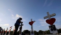 'Angels' Block Westboro Protesters at Orlando Shooting Victim's Funeral