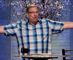 Pastor Rick Warren Highlights Value of Small Churches at 'Purpose Driven' Conference