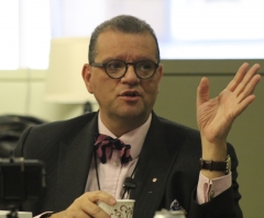 'Vicar of Baghdad' Andrew White Suspended From Charity Over Buying Back Sex Slaves From ISIS