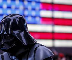 Pastor Craig Groeschel of Life.Church Takes Worshipers to the Movies in New Sermon Series