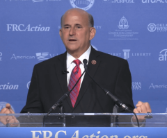 Republicans Warn Values Voters of the Closeting of Christians in America