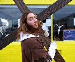 'Philly Jesus' Found Guilty of Trespassing at Pennsylvania Apple Store