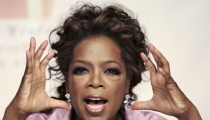 Oprah Endorses Hillary Clinton on TD Jakes' Show: 'You Don't Have to Like Her' to Vote for Her