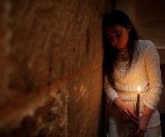 Jesus Tomb Discovery: Researchers Find Ancient Crusader's Cross Where Christ Was Buried