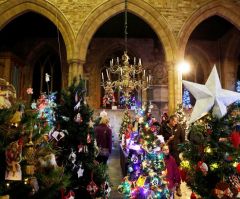 Churches Divided on Whether to Cancel Services Christmas Sunday