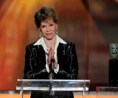 Mary Tyler Moore Dies at 80: Celebrities Pay Tribute to the Talented TV Icon